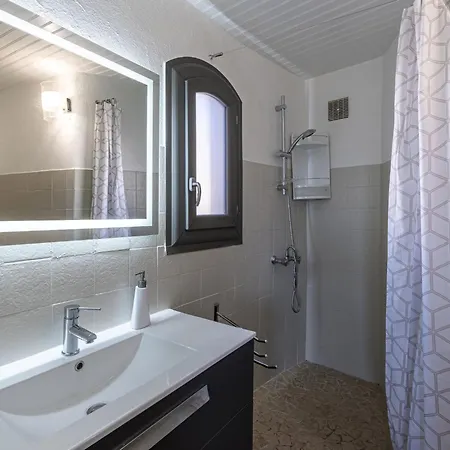 Sallena By Interhome * פורטו-וישיו